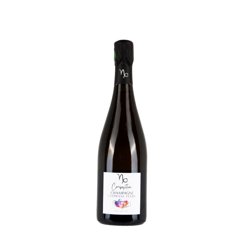 Bottiglia di Champagne Stéphane Fèvre Composition 100% Pinot Noir Agricoltura biologica Bottiglia di Champagne Stéphane Fèvre Composition 100% Pinot Noir Agricoltura biologica