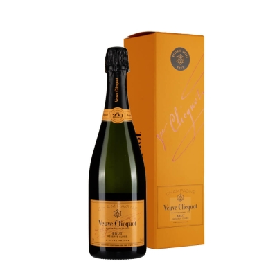Bottiglia di Veuve Clicquot Brut Reserve Cuvée con Astuccio