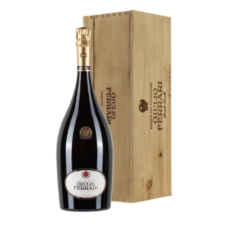 Magnum di Spumante Trentodoc Ferrari Giulio Ferrari 2012 da 1.5l in cassa legtno